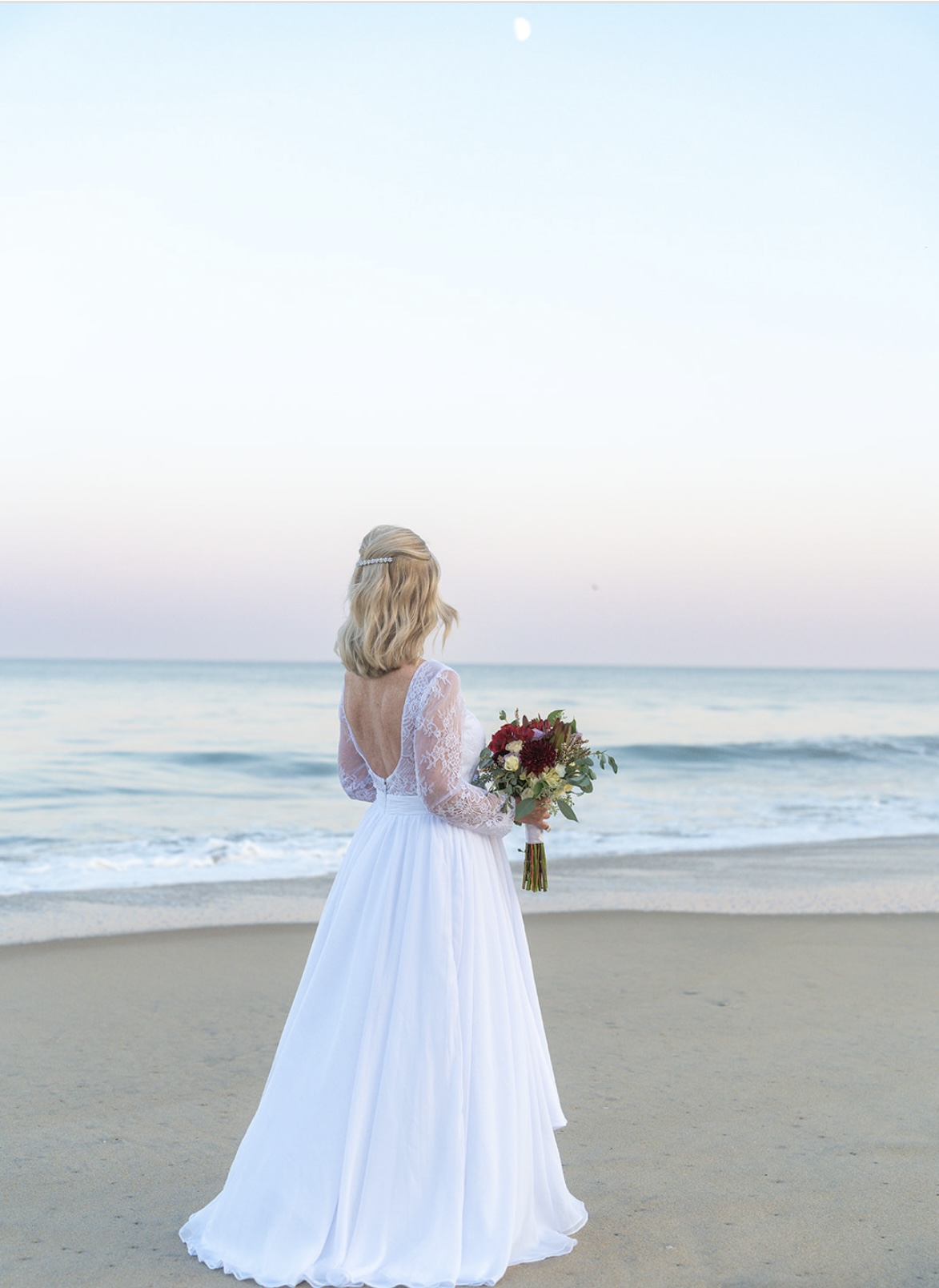 Casual Lace Bateau A Line Tulle Floor-length Wedding Dress with Split Front and Pleats