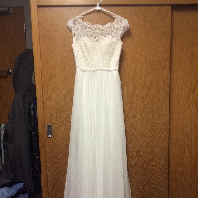 Ivory A Line Chiffon Sheer Lace Wedding With Scallop Back Dress